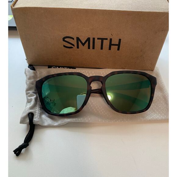 New Smith Contour with ChromaPop Polarized Lense Sunglasses, Matte Tortoise - Picture 1 of 3